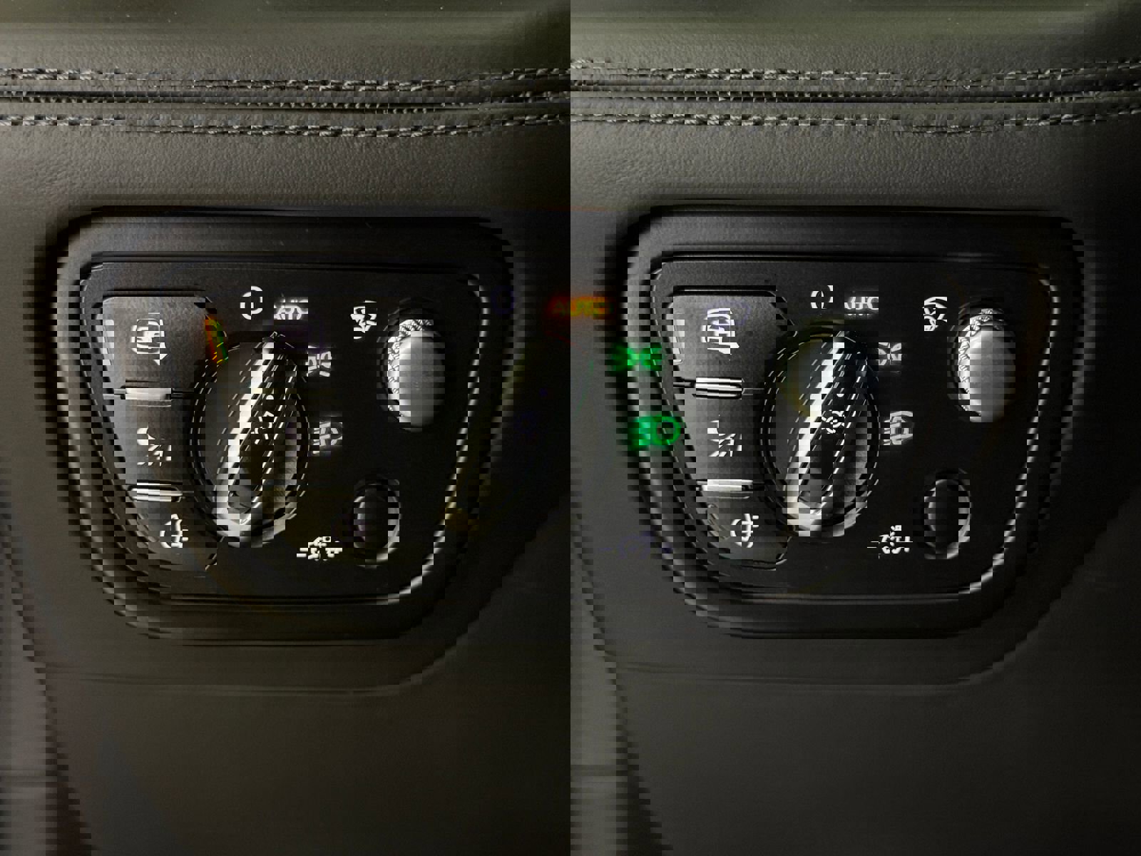 Used 2018 Bentley Bentayga image 86