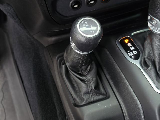 Used 2021 Jeep Gladiator Sport AWD/4WD image 26