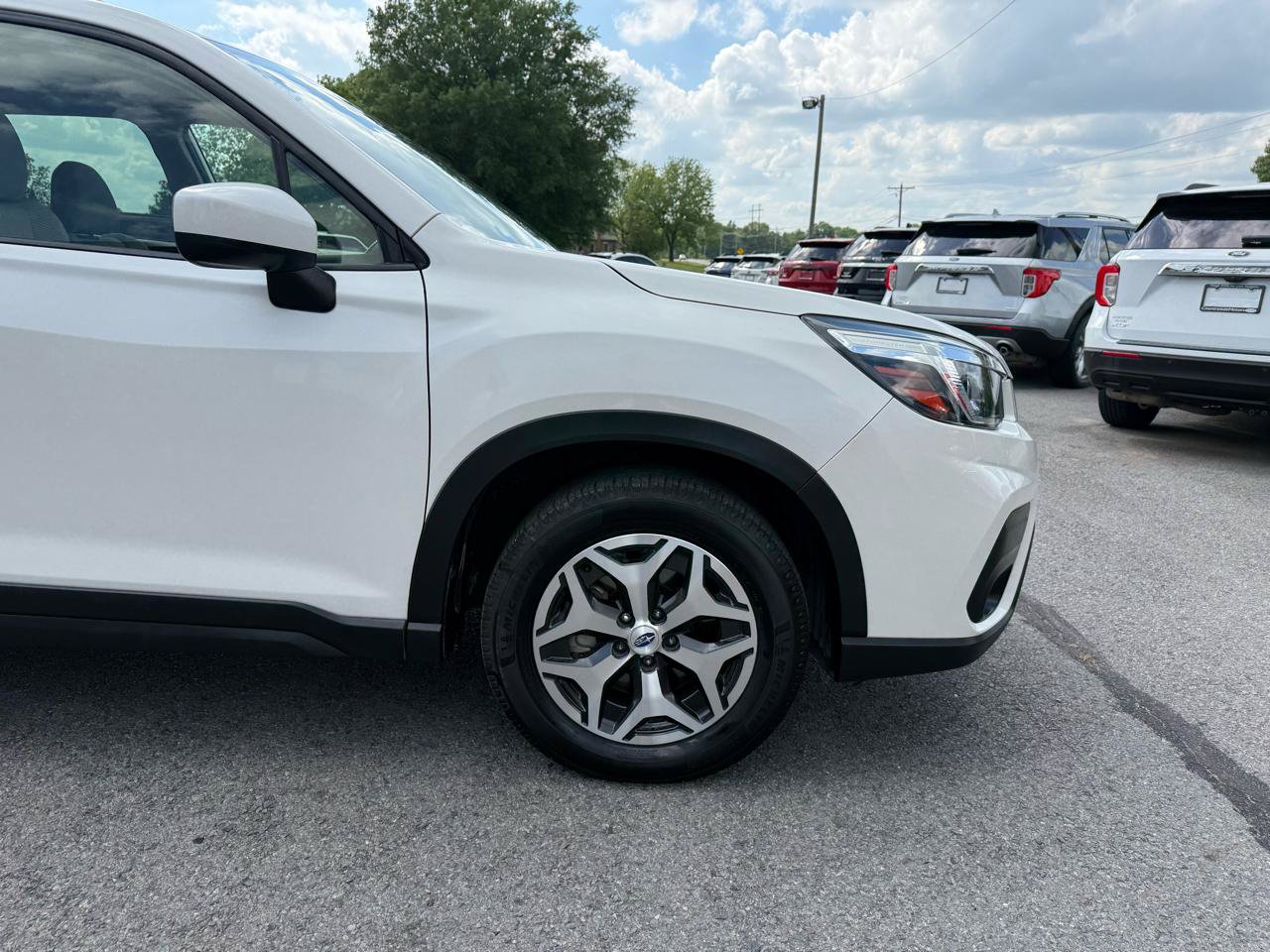 Used 2020 Subaru Forester Premium AWD/4WD image 42