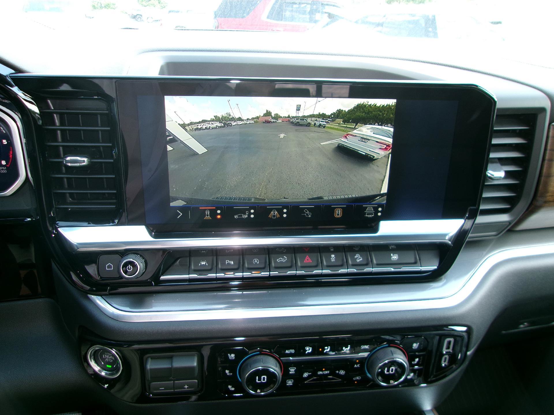New 2026 Chevrolet Silverado 1500 High Country w/ Midnight Edition AWD/4WD image 22