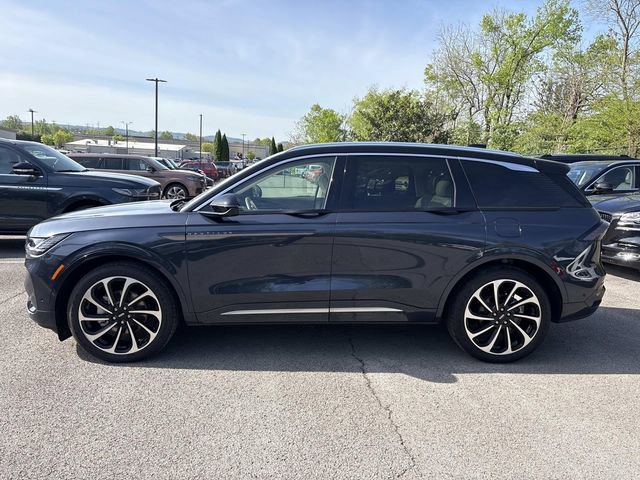 Certified 2024 Lincoln Nautilus Black Label image 4