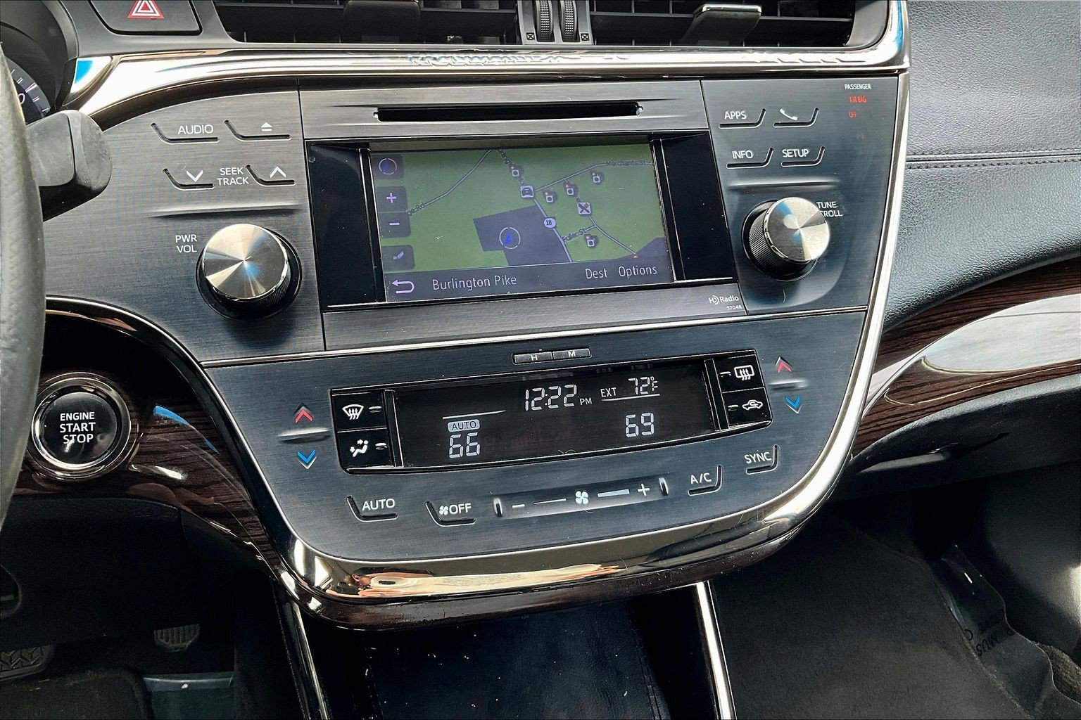 Used 2014 Toyota Avalon XLE Touring FWD image 9