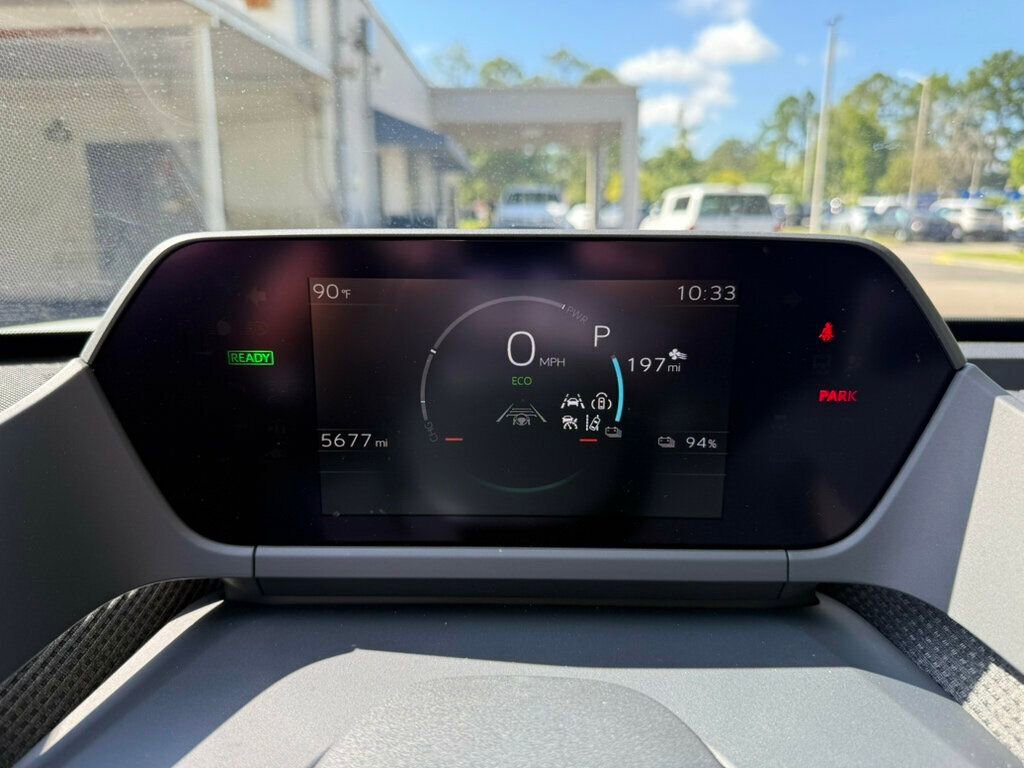 Used 2024 Subaru Solterra image 4