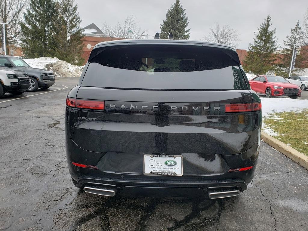 New 2026 Land Rover Range Rover Sport Dynamic SE image 6