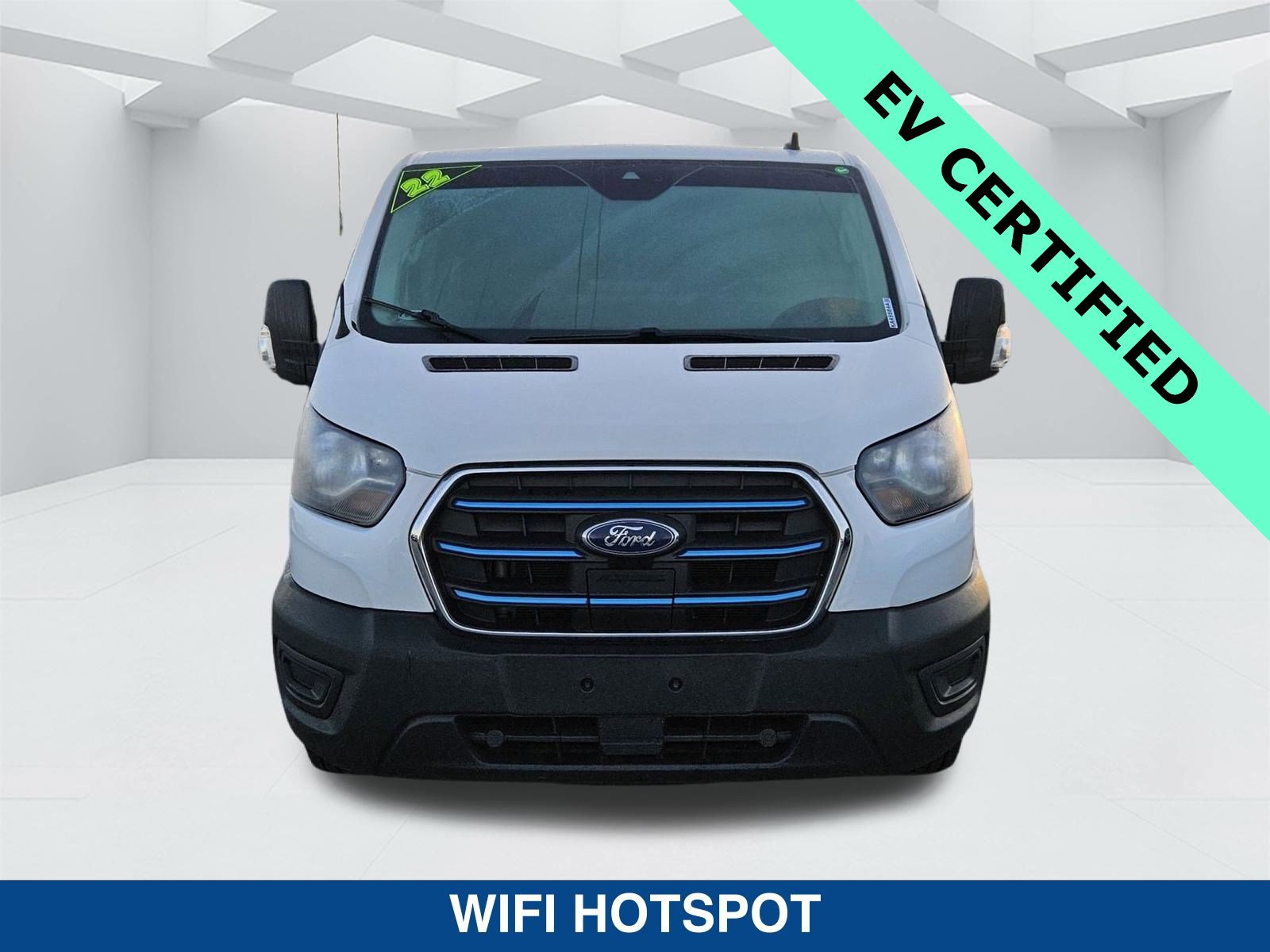 Used 2022 Ford E-Transit Low Roof image 9