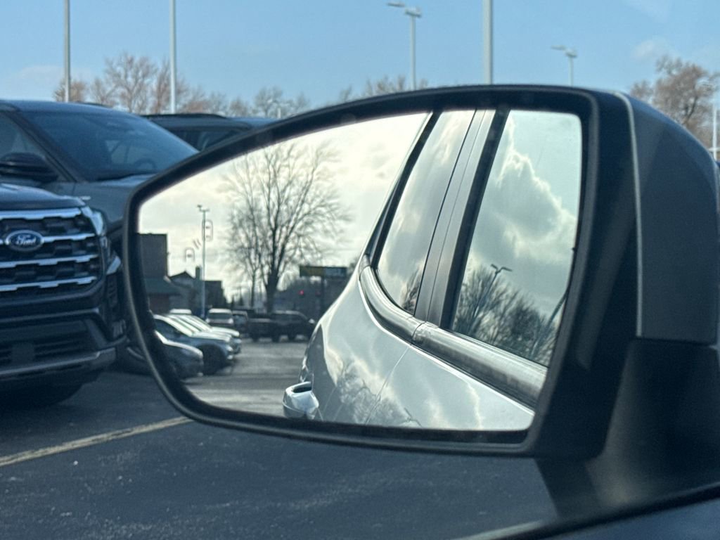 Used 2021 Ford EcoSport SE w/ SE Convenience Package image 36