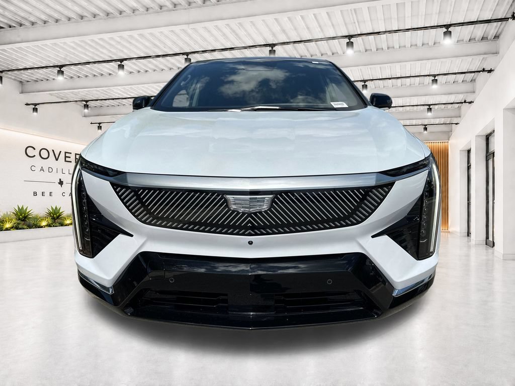 New 2027 Cadillac Optiq Luxury RWD video 3