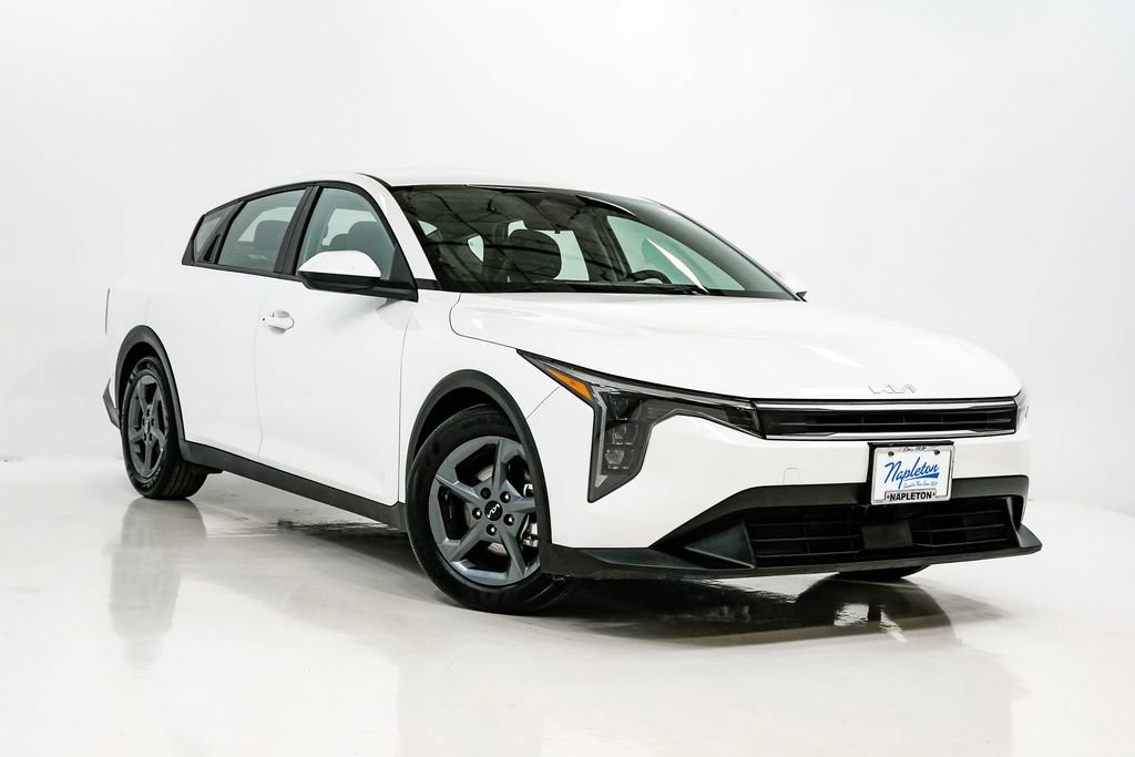 Certified 2025 Kia K4 FWD image 6