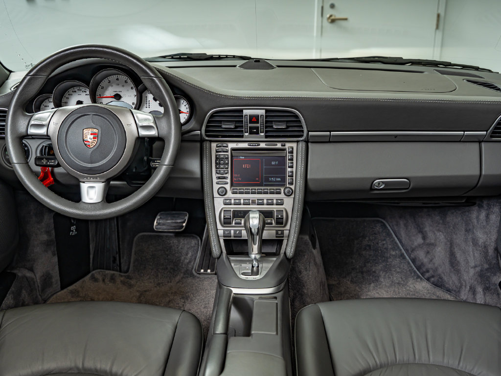 Used 2006 Porsche 911 Carrera S RWD image 6