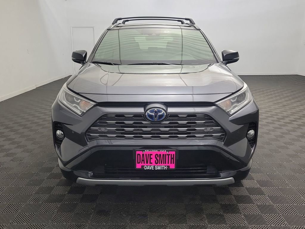 Used 2020 Toyota RAV4 XSE image 5