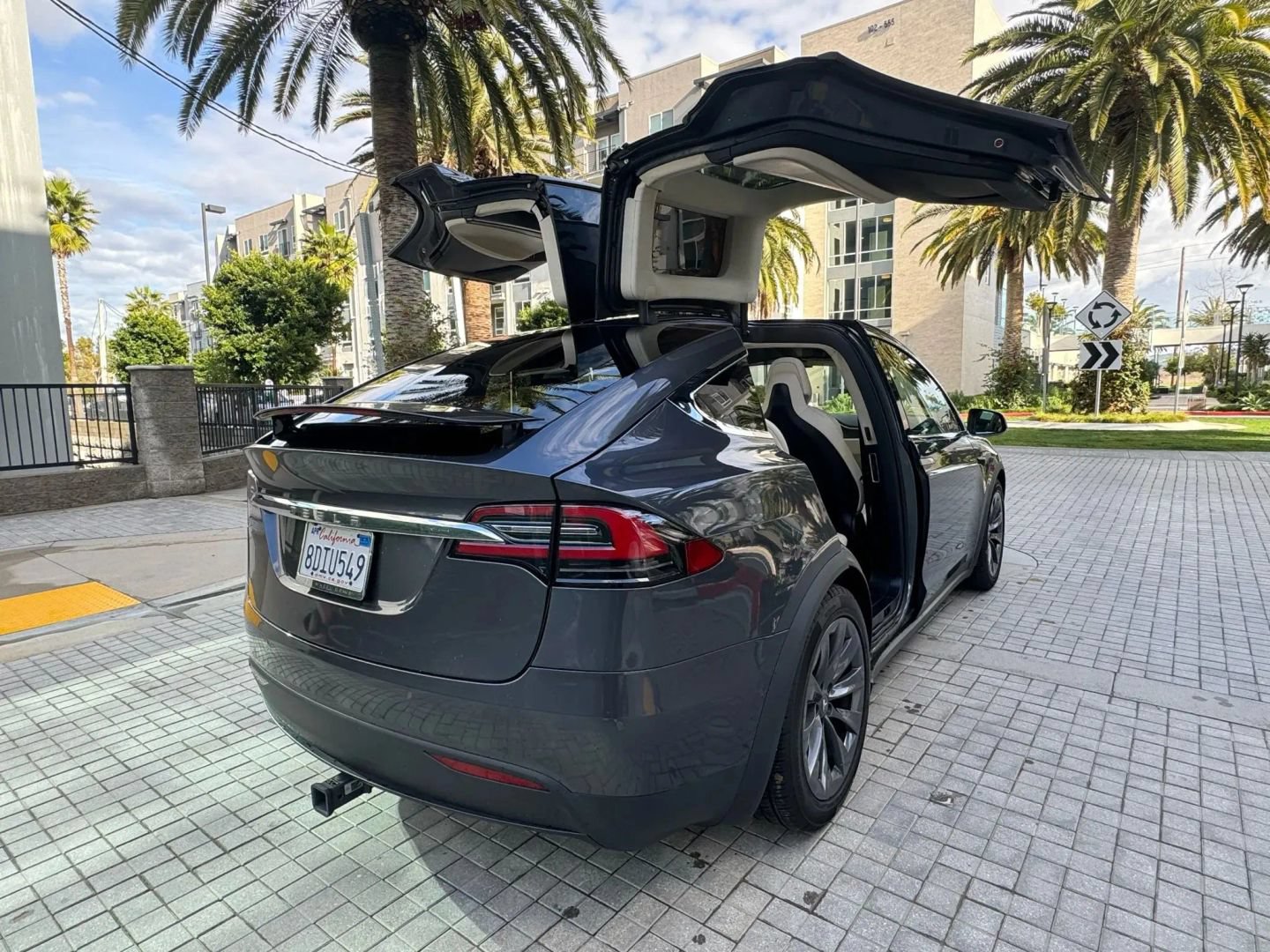 Used 2020 Tesla Model X Long Range AWD/4WD image 6