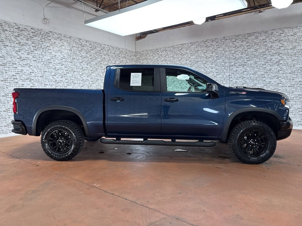 Used 2023 Chevrolet Silverado 1500 ZR2 w/ Technology Package image 9