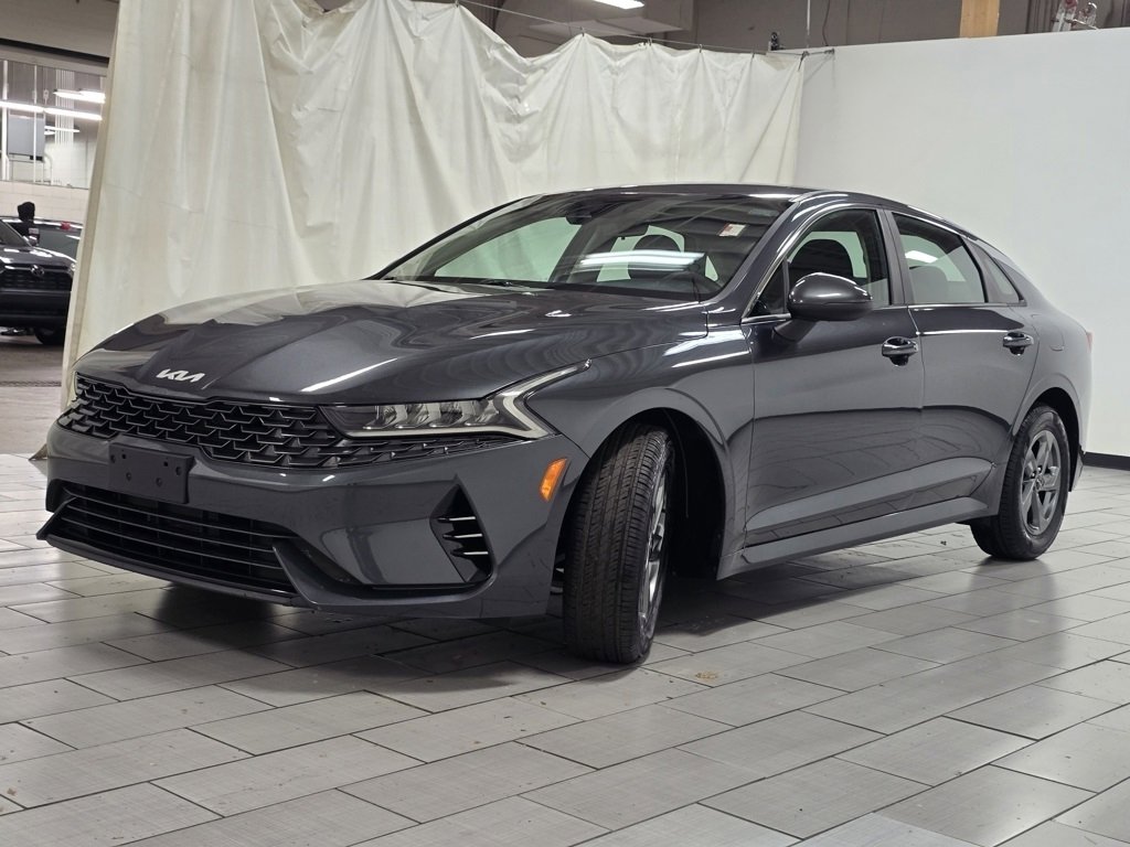 Used 2022 Kia K5 LXS image 9