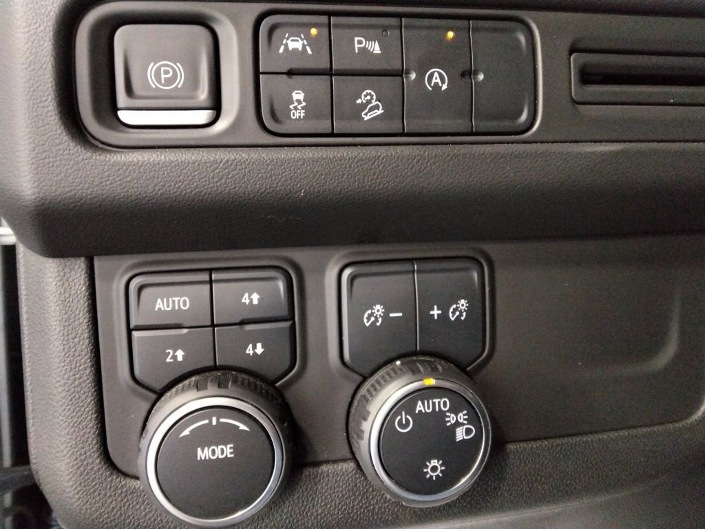 Used 2023 Chevrolet Tahoe Premier image 19