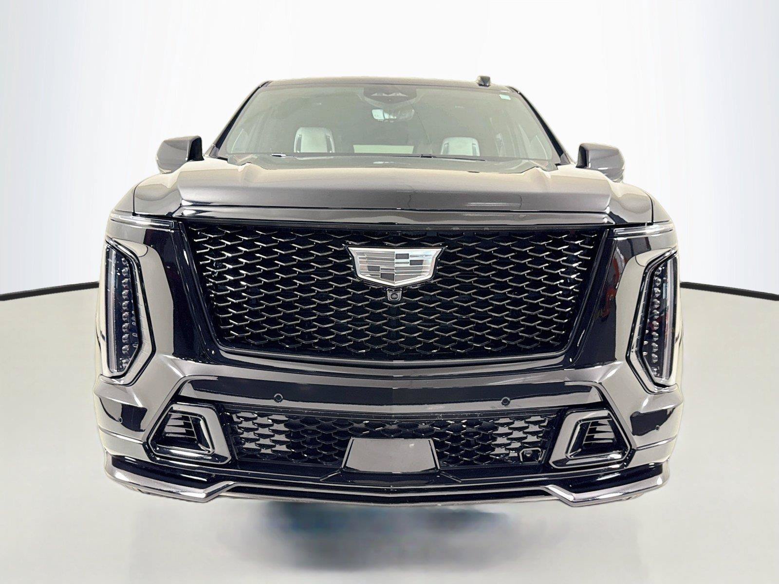 Used 2025 Cadillac Escalade V w/ LPO, ONYX Package AWD/4WD image 11