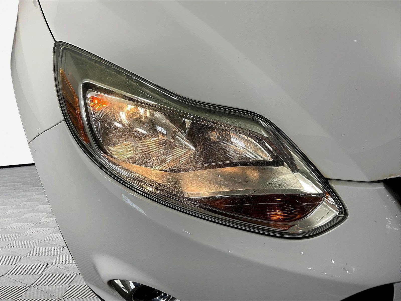 Used 2014 Ford Focus SE w/ Equipment Group 201A FWD image 29