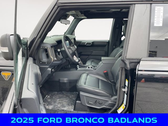 New 2025 Ford Bronco Badlands image 9