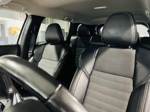 Used 2024 Mitsubishi Outlander SE image 3