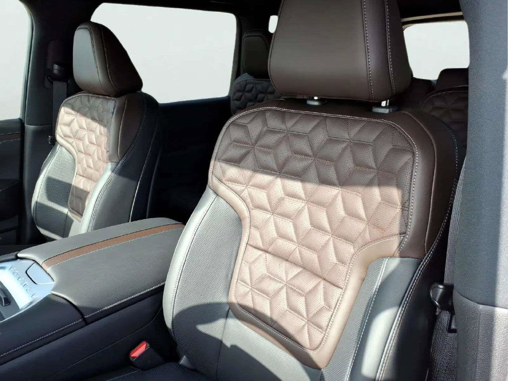 New 2026 Nissan Armada Platinum Reserve AWD/4WD image 12