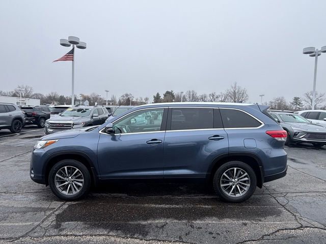 Used 2019 Toyota Highlander XLE image 8