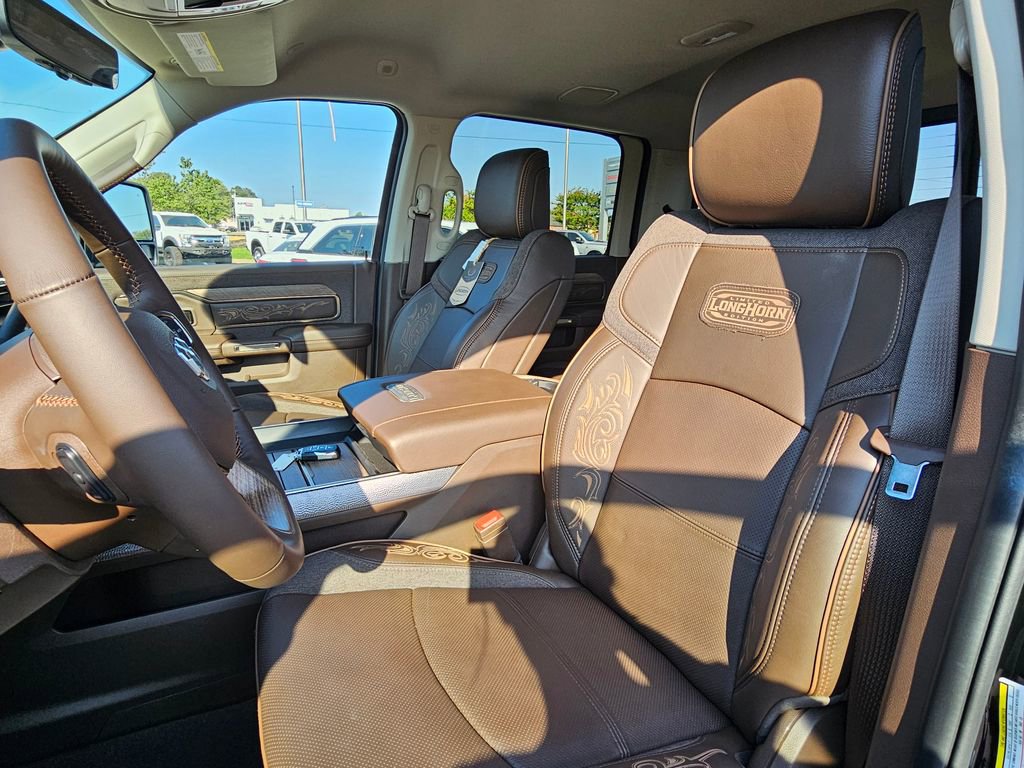 Used 2025 RAM 3500 Longhorn image 3