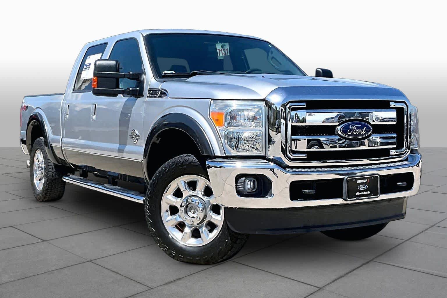 Used 2016 Ford F250 Lariat w/ Lariat Ultimate Package AWD/4WD image 3
