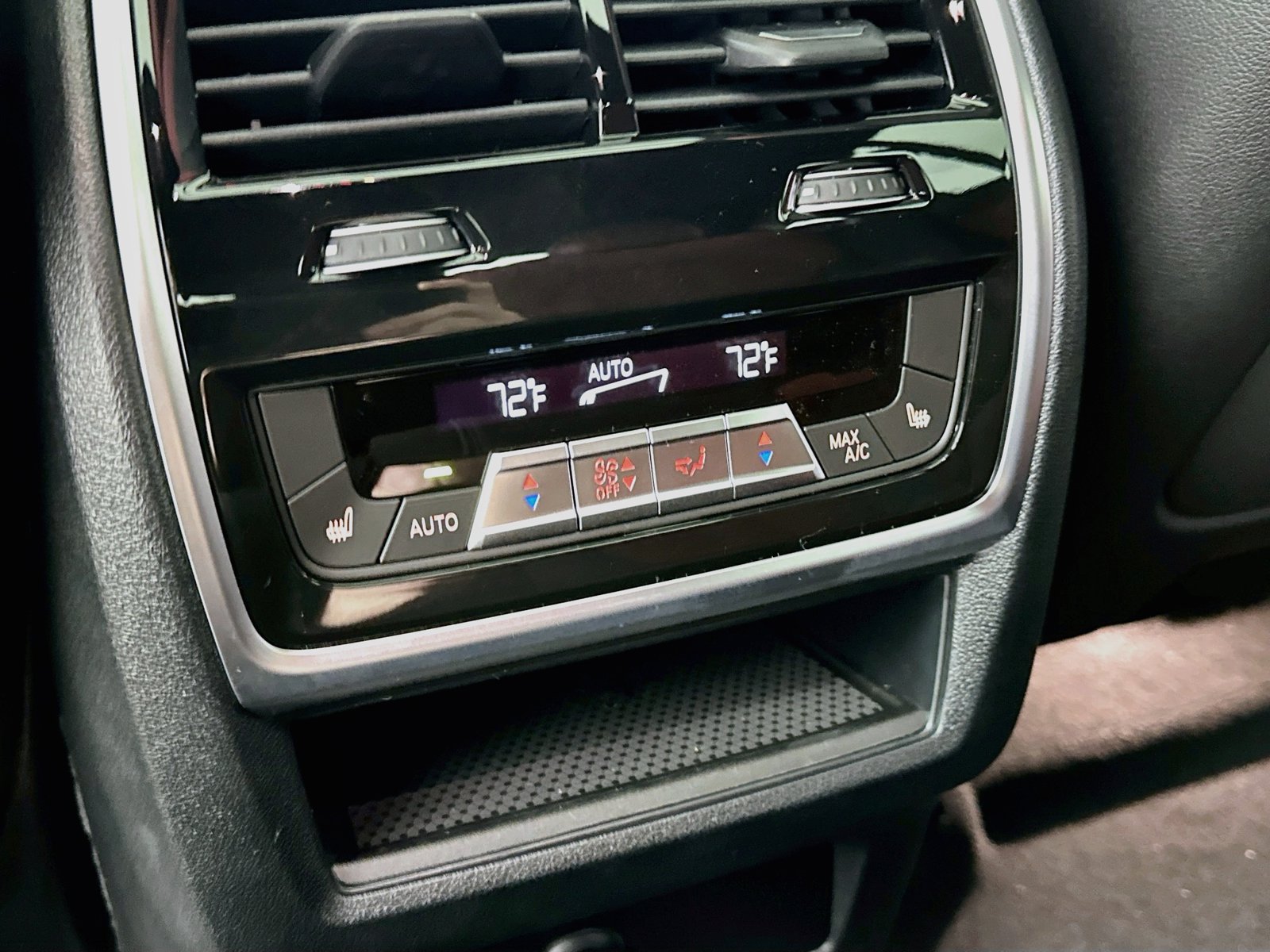 New 2027 BMW X6 xDrive40i AWD/4WD image 37