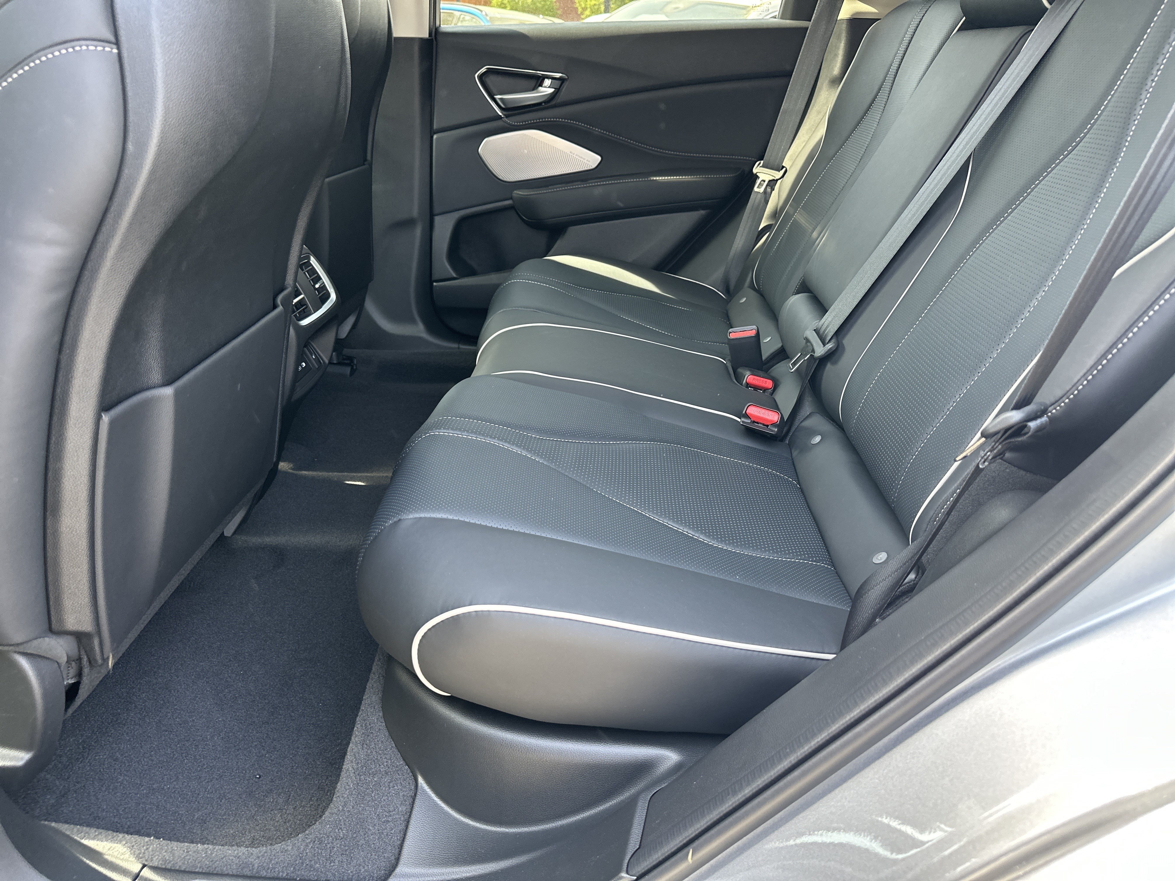 New 2026 Acura RDX w/ Advance Package AWD/4WD image 13