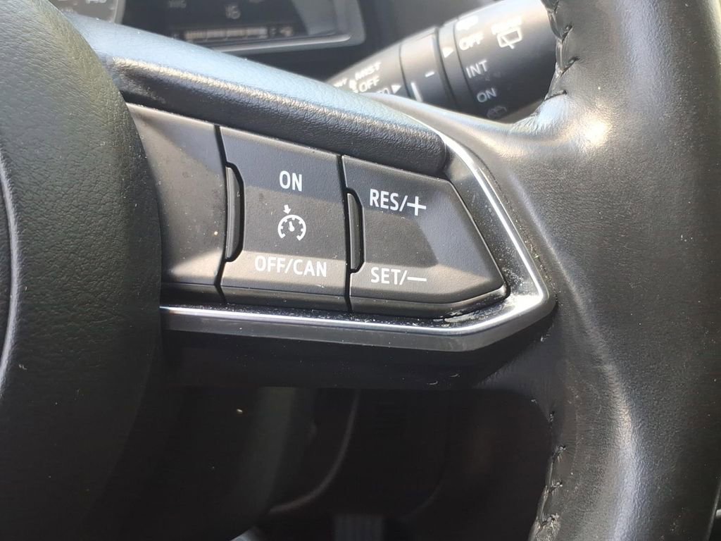 Used 2018 MAZDA MAZDA3 Touring image 17