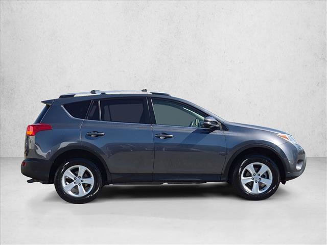 Used 2014 Toyota RAV4 XLE FWD image 4