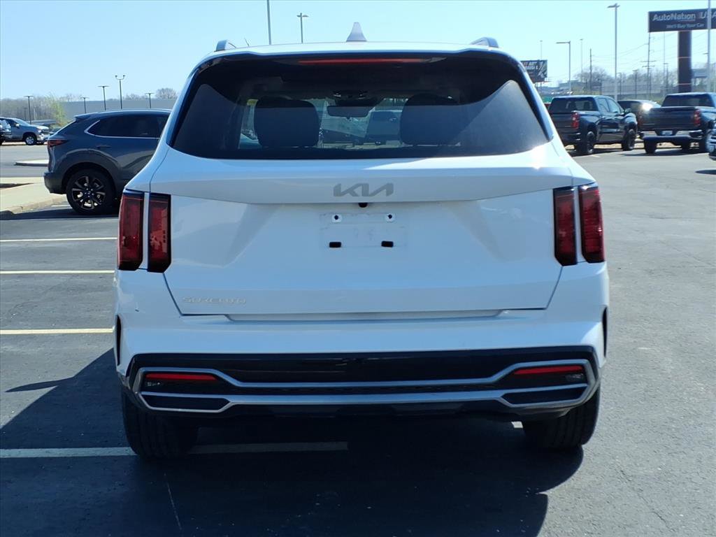 Used 2023 Kia Sorento S w/ Panoramic Sunroof Package image 33