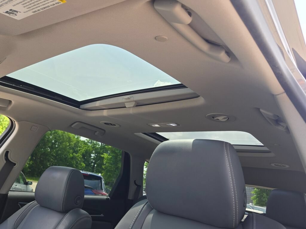 Used 2019 Buick Enclave Essence w/ Trailering Package, 5000 lbs. AWD/4WD image 24