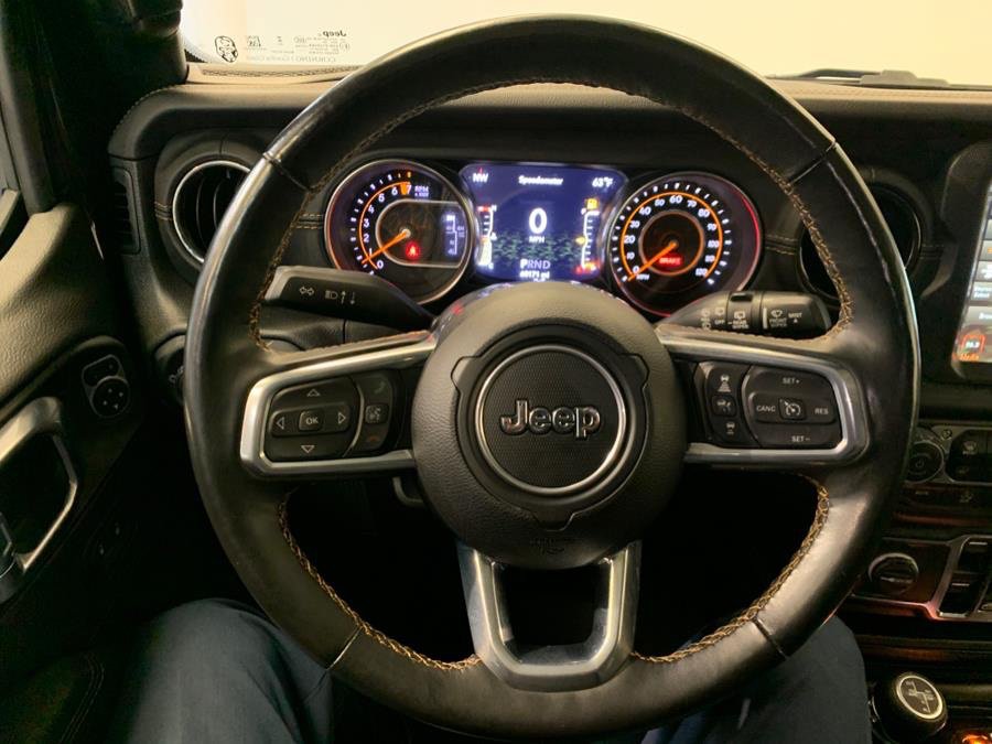 Used 2022 Jeep Wrangler Unlimited Sahara AWD/4WD image 19