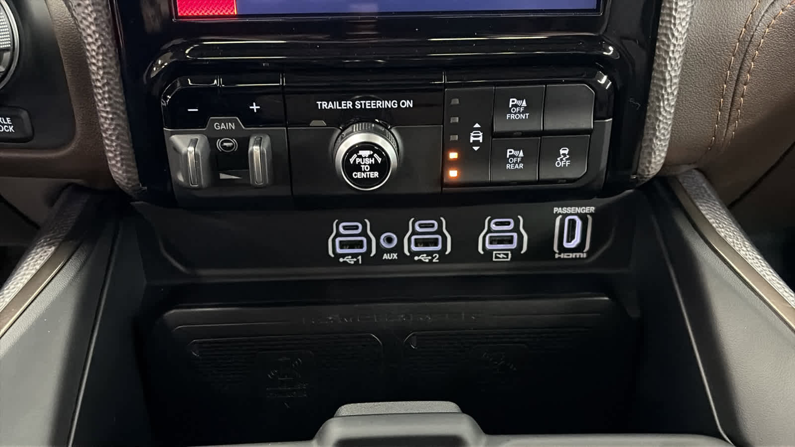 Used 2025 RAM 1500 Limited w/ Off Road Group image 20