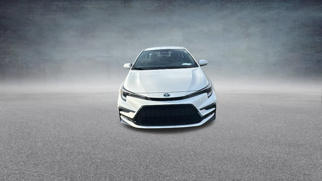Used 2025 Toyota Corolla SE FWD image 4