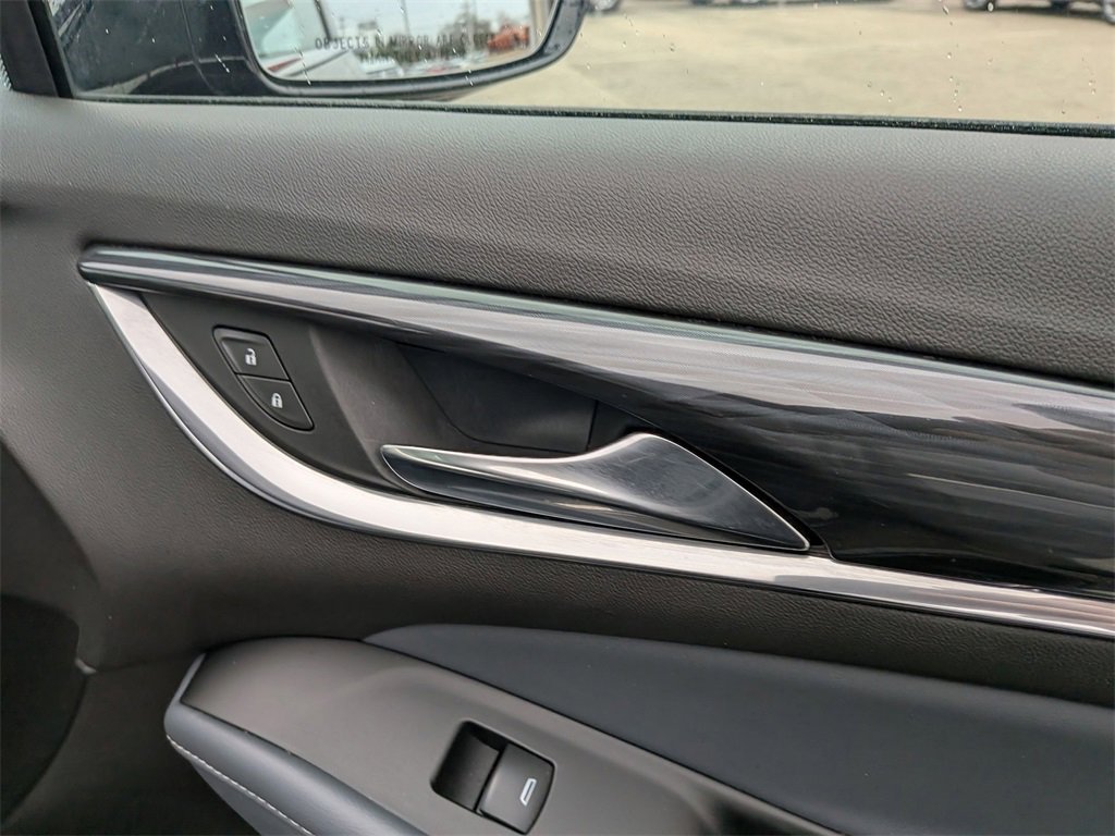 Used 2024 Buick Enclave Premium image 29