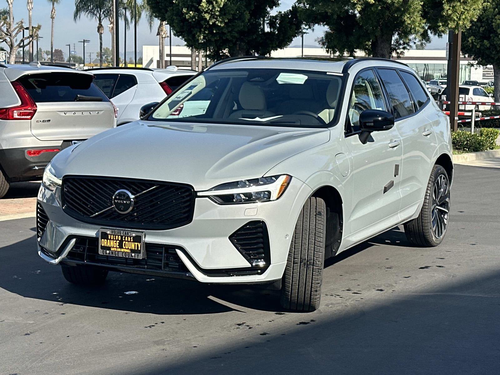 New 2026 Volvo XC60 T8 Ultra w/ Protection Package Premier AWD/4WD image 6