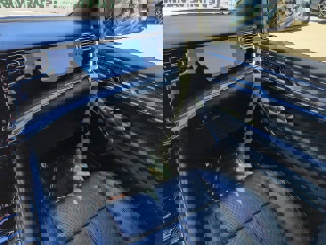 Used 2022 Jeep Wagoneer Series III w/ Premium Group I image 17