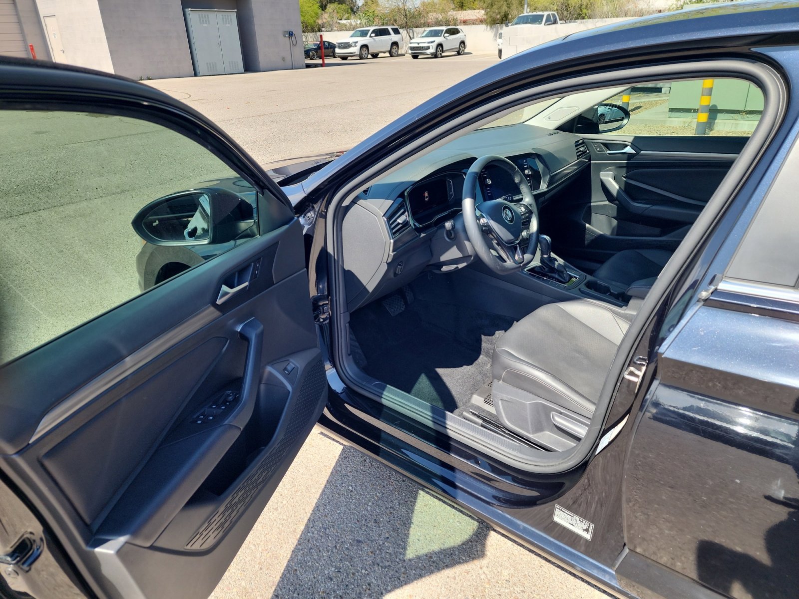 Used 2019 Volkswagen Jetta SEL w/ Cold Weather Package image 14