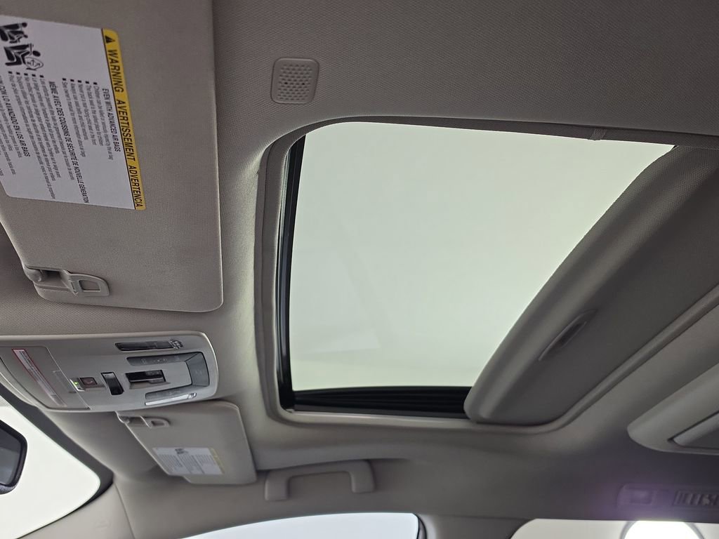 Certified 2024 Toyota Sienna XLE w/ XLE Plus Package FWD image 22