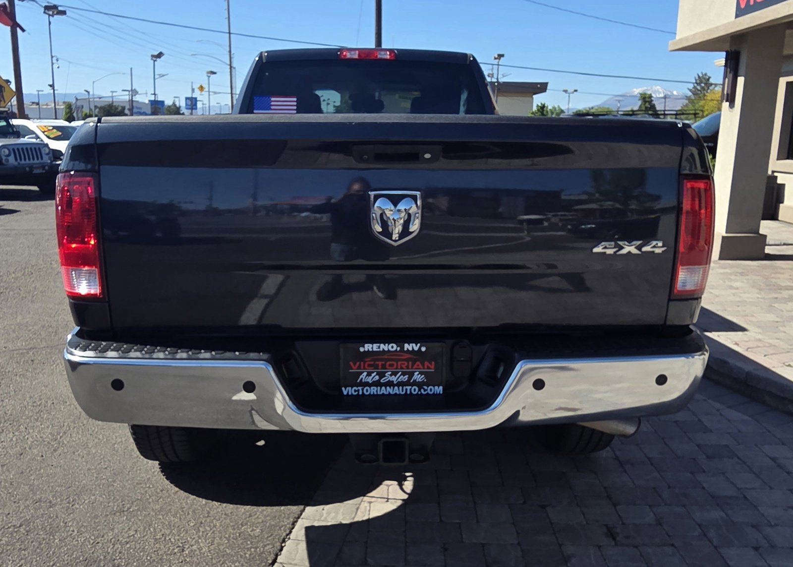 Used 2018 RAM 2500 Tradesman w/ Chrome Appearance Group AWD/4WD image 6