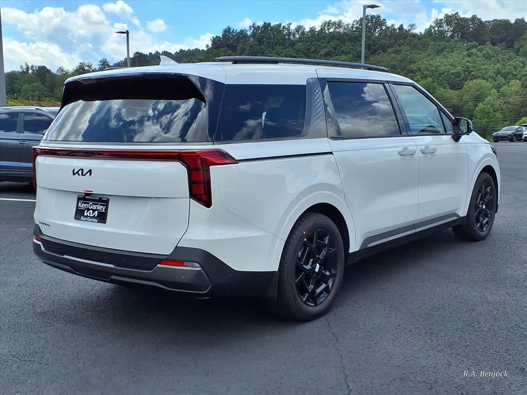New 2026 Kia Carnival SX w/ SX Dark Edition Package image 5