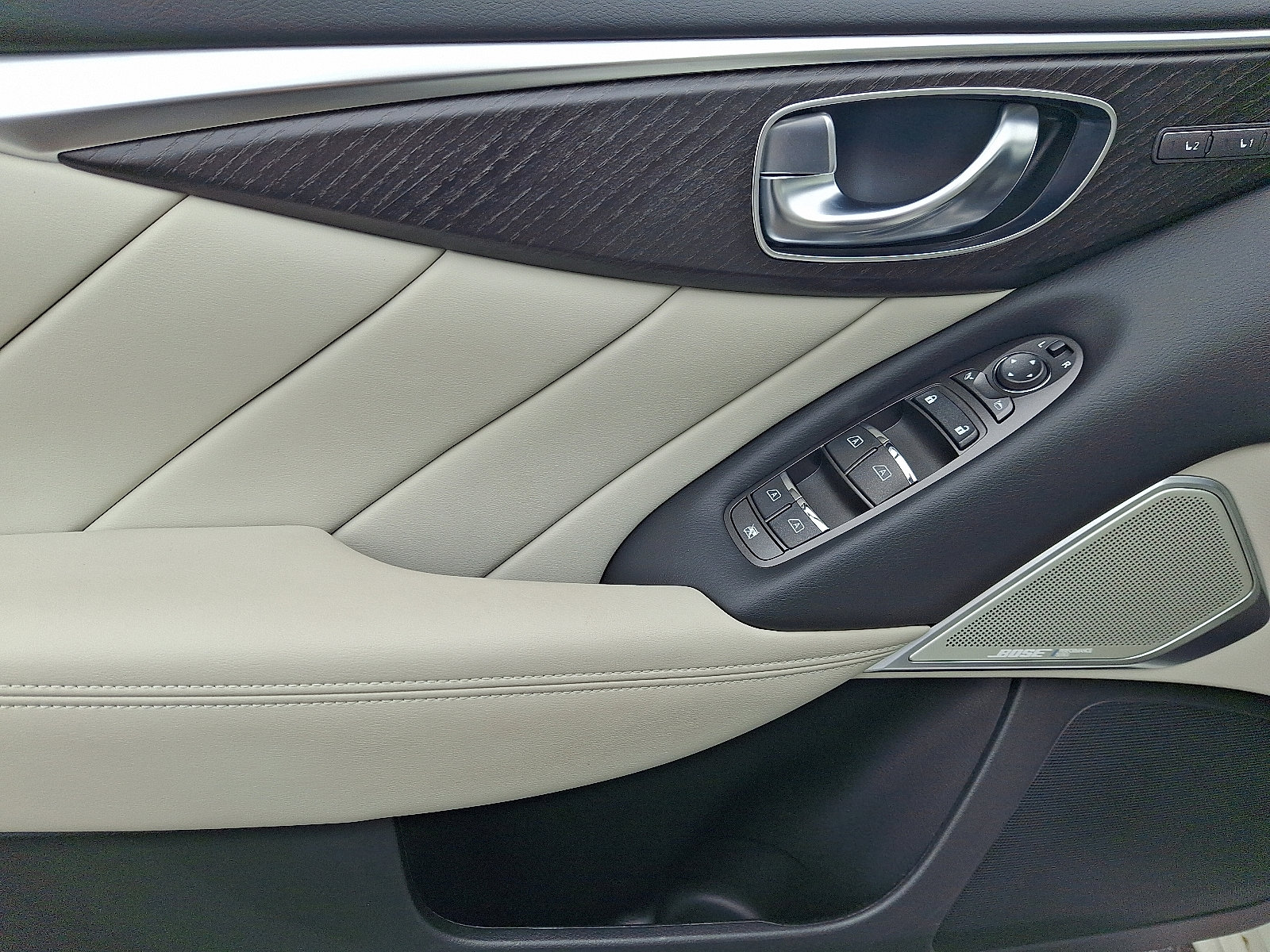 Certified 2023 INFINITI Q50 Sensory image 12