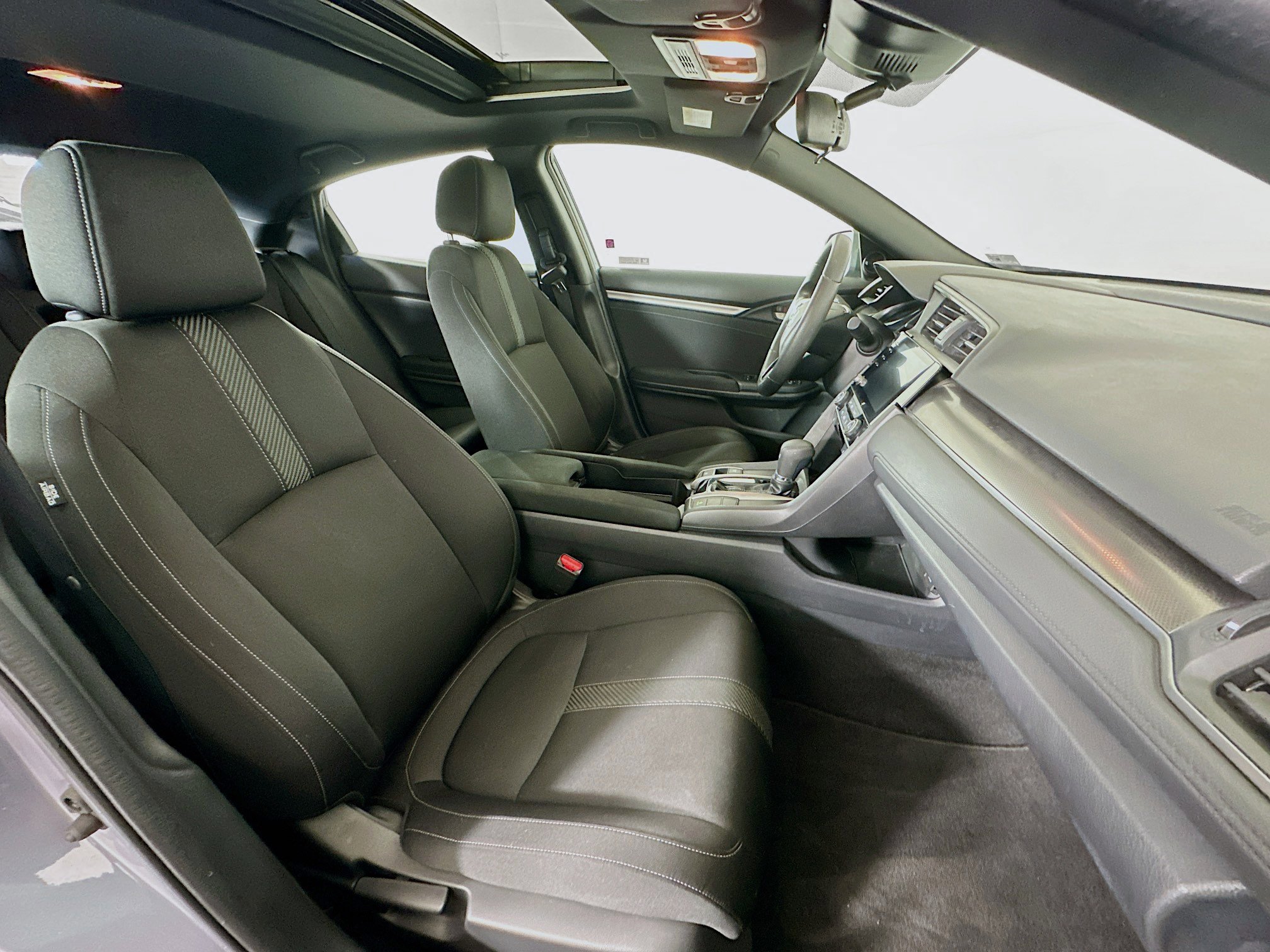 Used 2019 Honda Civic EX image 29