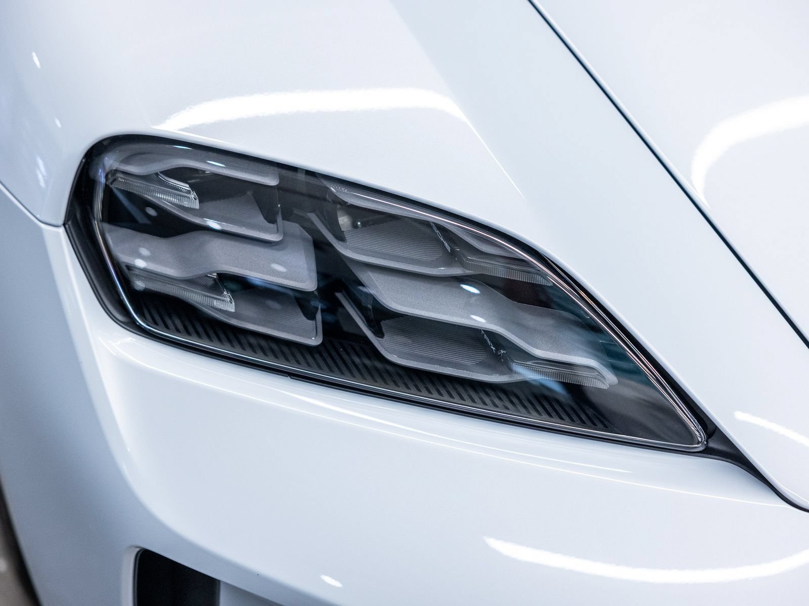 New 2026 Porsche Taycan AWD/4WD image 13