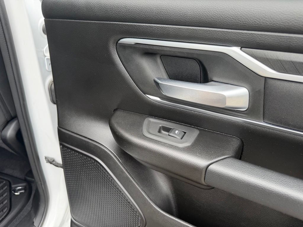 Used 2025 RAM 1500 Big Horn AWD/4WD image 32