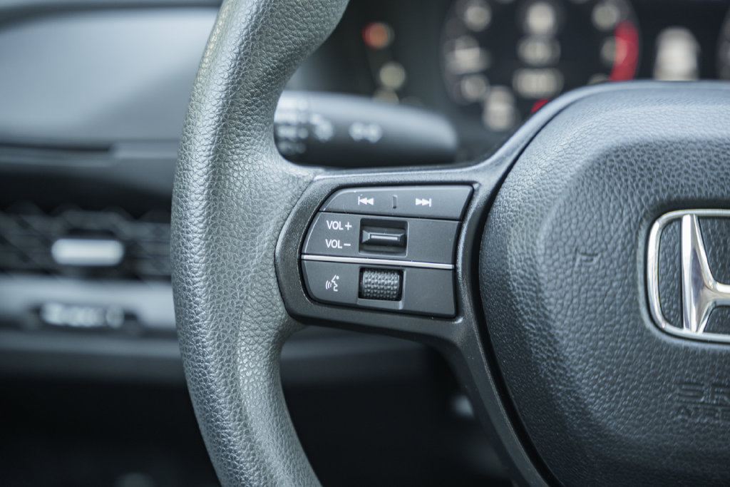 Certified 2023 Honda Accord EX image 25