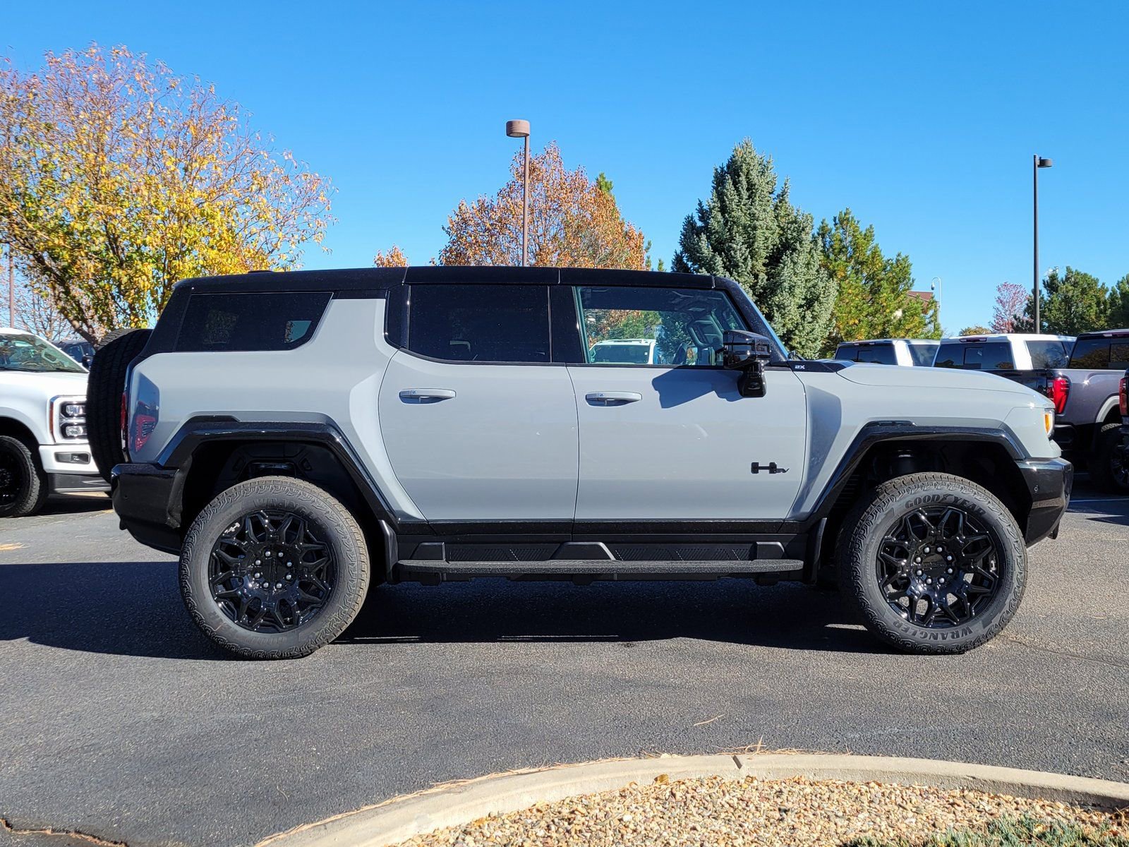 New 2026 GMC Hummer EV SUV w/ LPO, Dark Essentials Package image 2