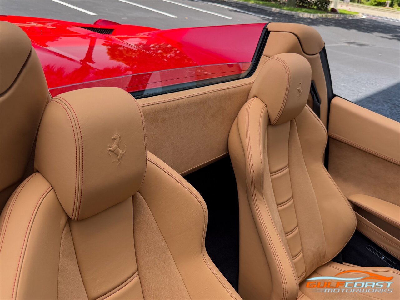 Used 2012 Ferrari 458 Spider RWD image 32
