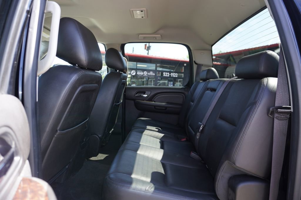 Used 2014 GMC Sierra 3500 Denali w/ Snow Plow Prep Package AWD/4WD image 25